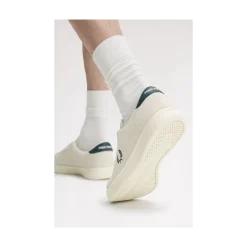 Discount Fred Perry Tennis Shoe Suede - Ecru