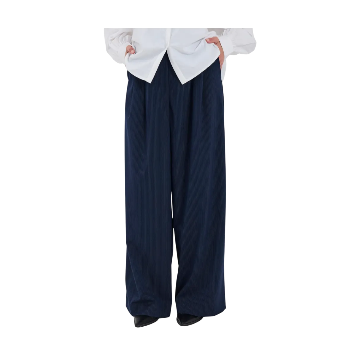 Best Norr Willow Pants - Navy pinstripe